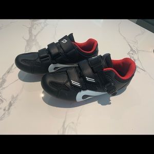Peloton Cycling Shoes with Cleats, Size 8.